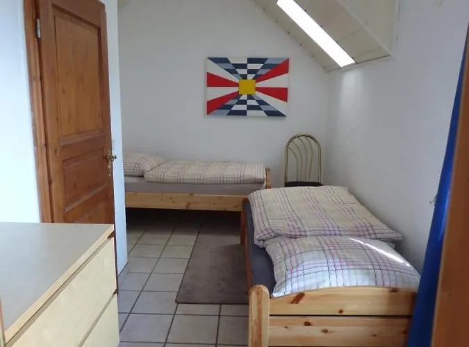 Am Stadtpark Apartment *